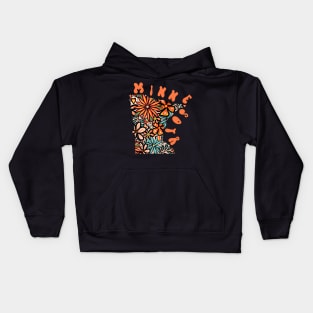 Minnesota State Design | Artist Designed Illustration Featuring Minnesota State Outline Filled With Retro Flowers with Retro Hand-Lettering Kids Hoodie